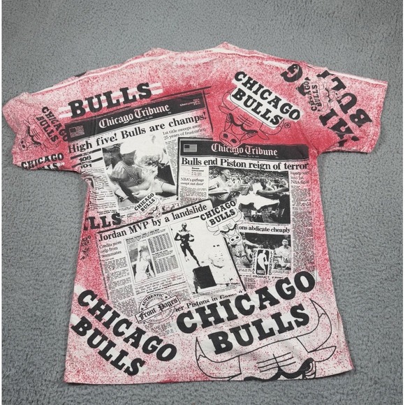 Vintage Chicago Bulls T‎ Shirt Mens Large Newspaper 90s AOP Jordan MVP Rare VTG - Picture 10 of 12